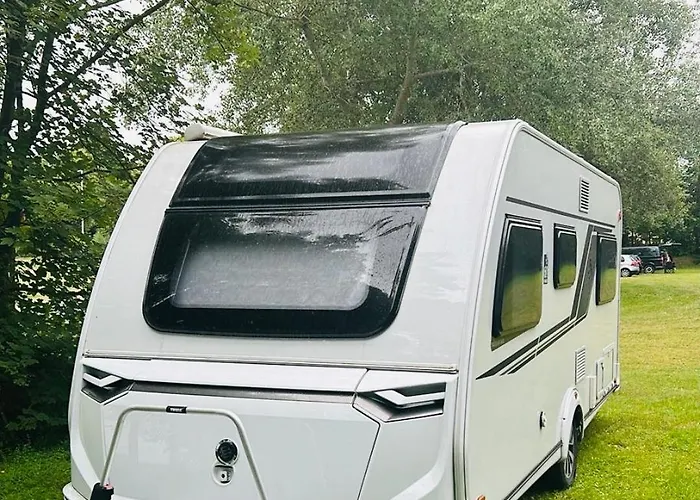 5 Sterne Wohnwagen Direkt An Der Messe - Comfortable New Caravan At Fair Trade - Floor Heating - 2 Big Beds - Fully Equipped Home - Auf Expo Plaza Und Hannover Messe - Klimaanlage - Fussbodenheizung - Reserved Camping Site On Extra Cost